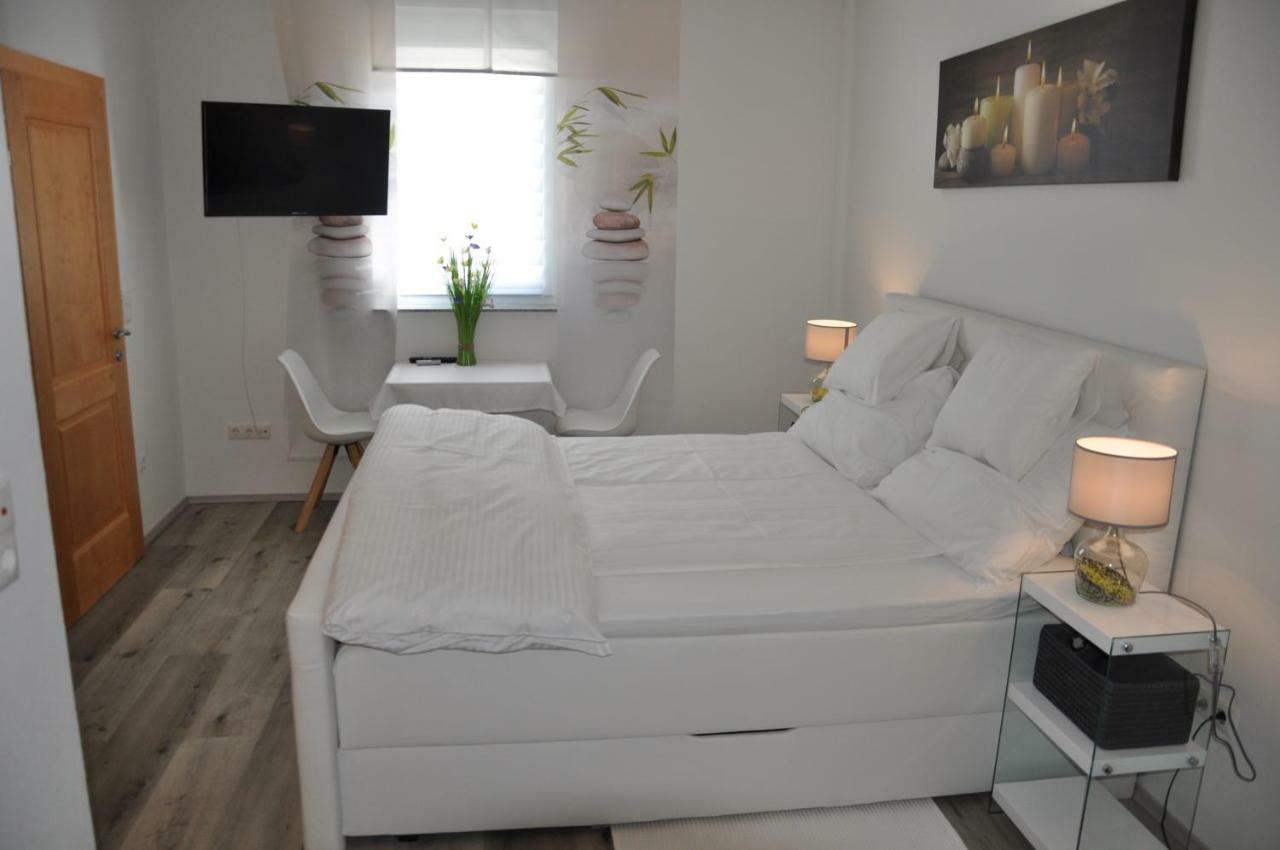 Gaestezimmer Resi Illmitz Extérieur photo